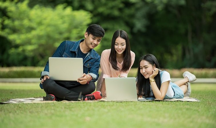 8666850904 : Building the Future of Connection