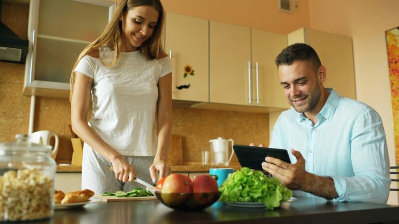 TDEE Calculator: Estimate Your Daily Calorie Needs